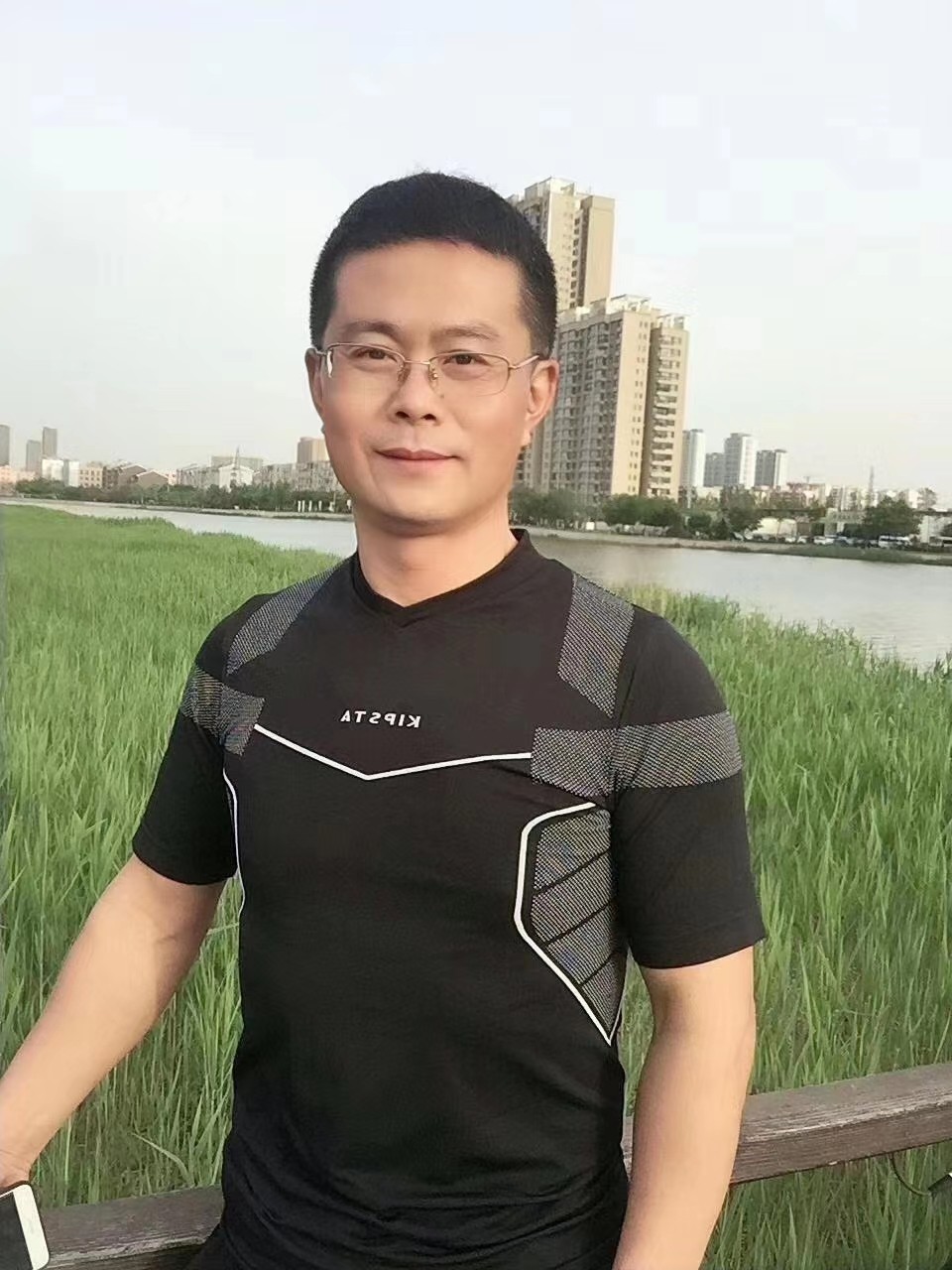 林先生頭像